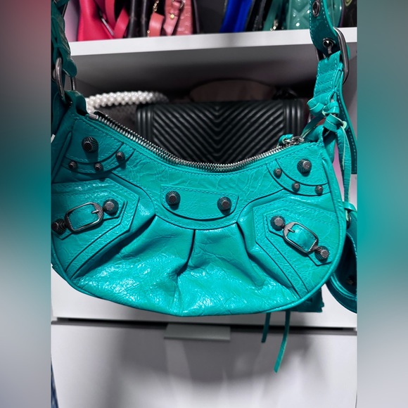 BALENCIAGA WOMEN'S LE CAGOLE XS SHOULDER BAG IN GREEN - Picture 5 of 6